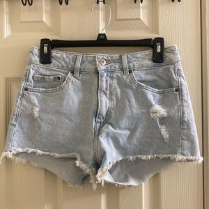 Light wash Jean shorts
